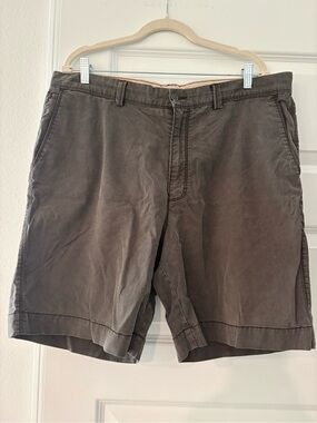 Tommy Bahama Men's Flat Front Shorts in Brown